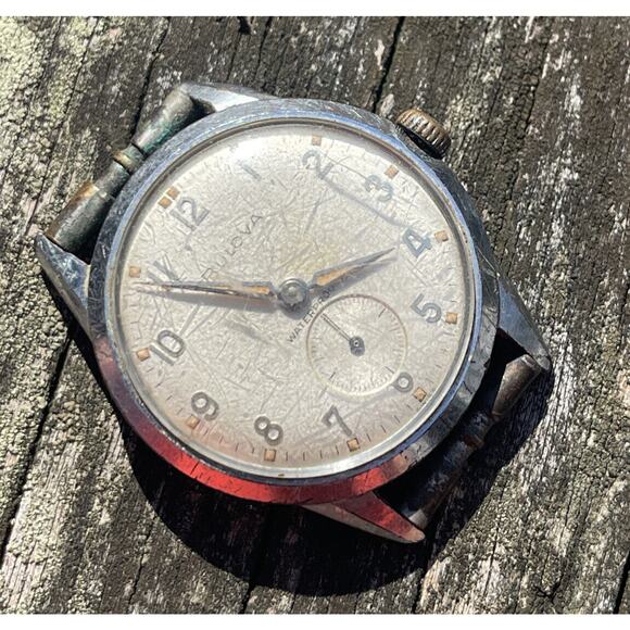 Vintage 1960s Bulova Watch Manual Wind Mechanical Shock Water Anti Magnetic Runs - Picture 4 of 11